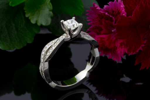 Jewelry Store «Katie O. Fine Jewelry», reviews and photos, 2707 Colby Ave, Everett, WA 98201, USA