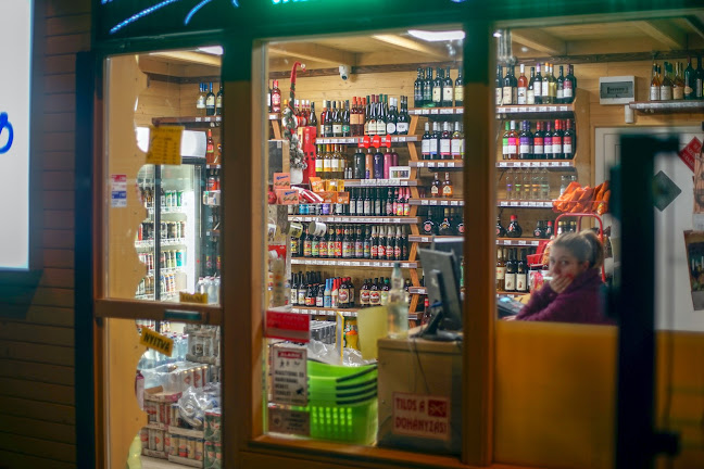 Értékelések erről a helyről: Ikarus Drink, Budapest - Italbolt