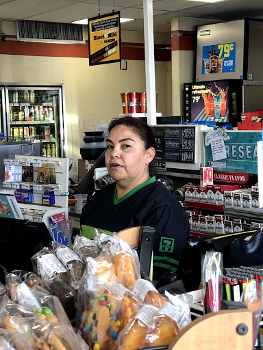 7-Eleven, 5684 Riverside Dr, Chino, CA 91710, USA, 