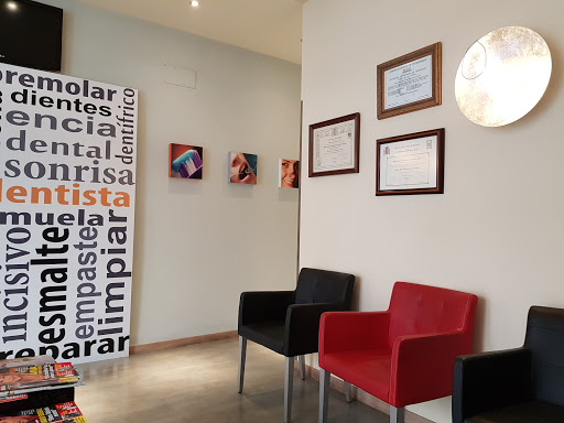 Información y opiniones sobre Clinica dental Carmen Fernandez Aguiar de Orense