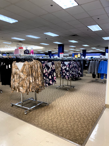 Shopping Mall «Colonial Park Mall», reviews and photos, 4600 Jonestown Rd, Harrisburg, PA 17109, USA