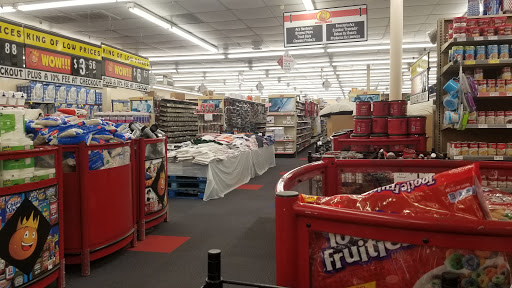 Supermarket «Food King», reviews and photos, 100 E Colonial Pkwy, Devine, TX 78016, USA