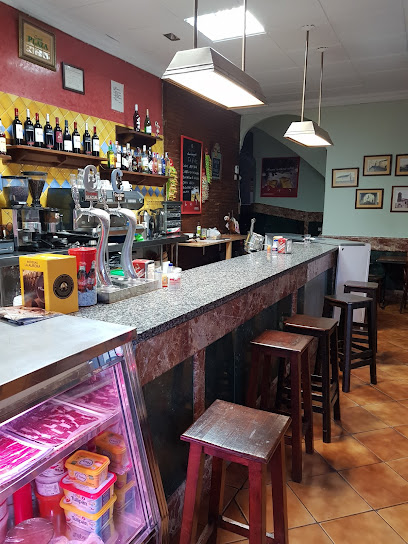 Información y opiniones sobre Café Bar Plaza de Mairena Del Alcor