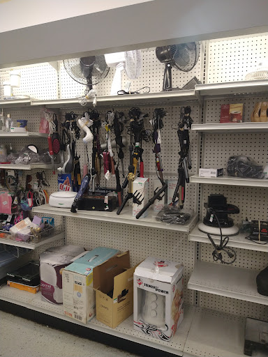 Thrift Store «Goodwill», reviews and photos