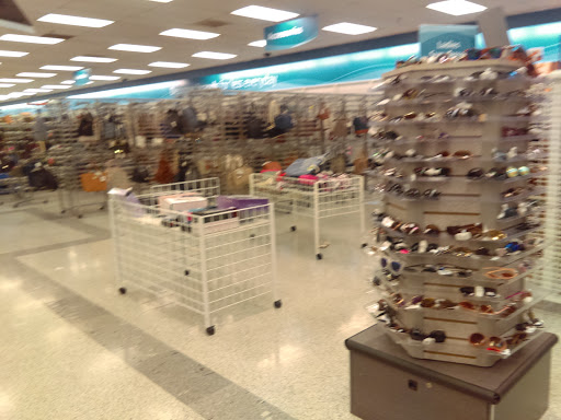 Clothing Store «Ross Dress for Less», reviews and photos, 1161 N Burleson Blvd, Burleson, TX 76028, USA
