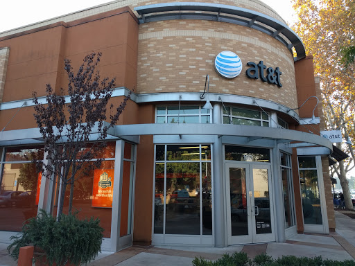 Cell Phone Store «AT&T», reviews and photos, 140 F St, Davis, CA 95616, USA