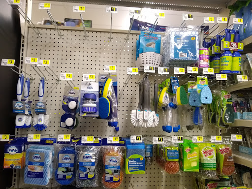 Discount Store «Dollar General», reviews and photos, 36 Winter Place Lane, Newland, NC 28657, USA