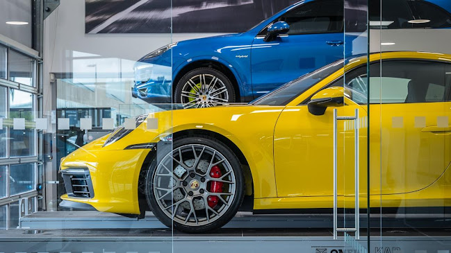 Reviews of Porsche Centre Edinburgh in Edinburgh - Parking garage