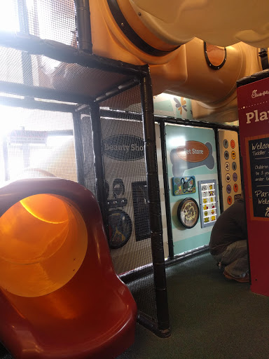 Fast Food Restaurant «Chick-fil-A», reviews and photos, 11820 Fountains Way, Maple Grove, MN 55369, USA