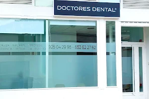 Dra. Leticia Bulnes - Doctores Dental Talavera image