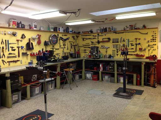Bicycle Store «Bicycle Garage, Inc.», reviews and photos, 507 E Kirkwood Ave, Bloomington, IN 47408, USA