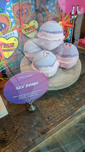 Cosmetics Store «LUSH», reviews and photos, 516 Eastview Mall, Victor, NY 14564, USA