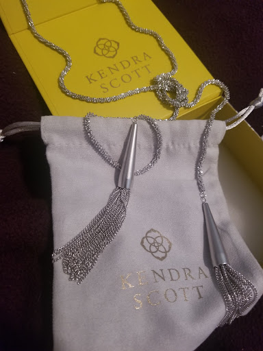 Jewelry Store «Kendra Scott», reviews and photos, 5800 Legacy Dr C2A, Plano, TX 75024, USA
