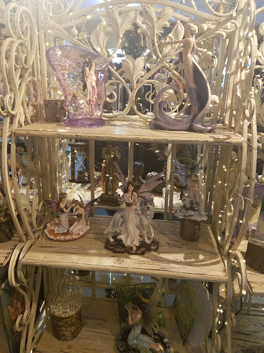 Book Store «Phoenix & Dragon Bookstore», reviews and photos, 5531 Roswell Rd NE, Sandy Springs, GA 30342, USA