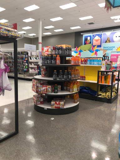 Department Store «Target», reviews and photos, 2333 63rd St, Woodridge, IL 60517, USA