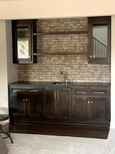 Cabinet Maker «CUSTOM CABINETS BY LAWRENCE CONSTRUCTION INC», reviews and photos, 1427 Merriam Ln, Kansas City, KS 66103, USA