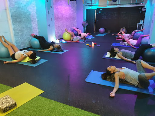 IOMFIT Pilates & Yoga Center