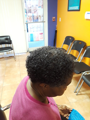 Beauty Salon «J J Hair & Nail Salon Inc», reviews and photos, 4071 NW 34th St, Lauderdale Lakes, FL 33319, USA