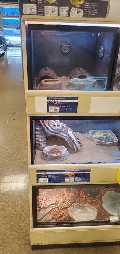 Pet Supply Store «PetSmart», reviews and photos, 1196 W Olive Ave, Merced, CA 95348, USA