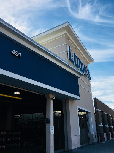 Lowe's Oakland