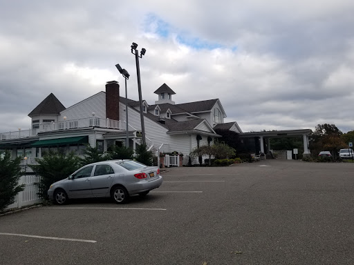 Country Club «Port Jefferson Country Club», reviews and photos, 44 Fairway Dr, Port Jefferson, NY 11777, USA