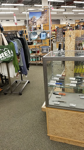 Camping Store «REI», reviews and photos, 279 Salem St, Reading, MA 01867, USA