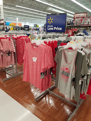 Discount Store «Walmart», reviews and photos, 4198 Nakoosa Trail, Madison, WI 53714, USA