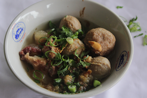 Bakso Goyang Lidah image