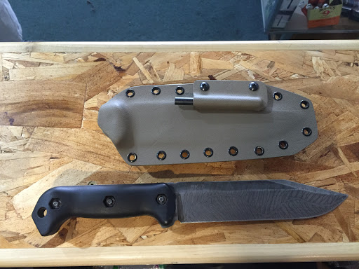 Perry's Knife and Tactical