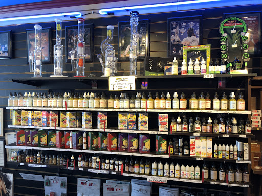 Tobacco Shop «Sky Zone Smoke Shop», reviews and photos, 2664 Broadway, Redwood City, CA 94063, USA