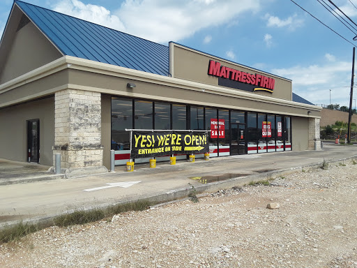 Mattress Store «Mattress Firm San Antonio North», reviews and photos, 22118 US-281, San Antonio, TX 78259, USA
