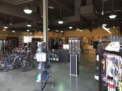 Shoe Store «PRO BIKE+RUN Robinson», reviews and photos, 3100 Robinson Ln, Pittsburgh, PA 15205, USA