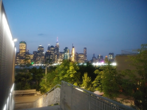 Wine Store «Waterfront Wines & Spirits», reviews and photos, 360 Furman St, Brooklyn, NY 11201, USA