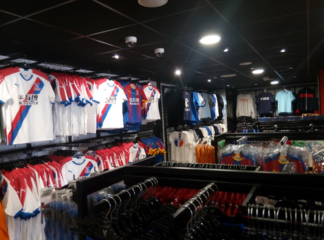 Comments and reviews of Selhurst Park Club Shop & Box Office