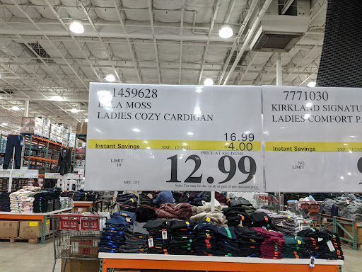 Warehouse store «Costco Wholesale», reviews and photos, 8629 120th Ave NE, Kirkland, WA 98033, USA