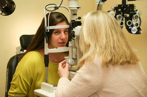 Optometrist «Oronoque Eye Care», reviews and photos, 3528 E Main St, Waterbury, CT 06705, USA