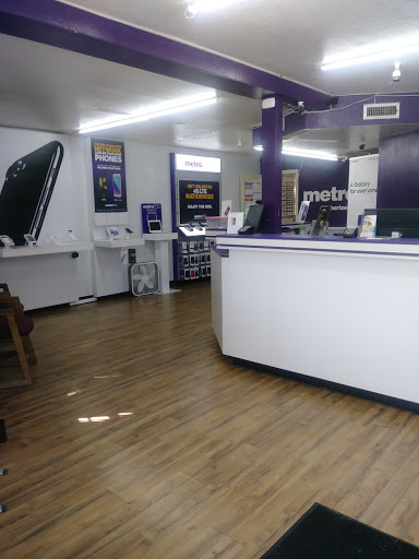 Cell Phone Store «MetroPCS Authorized Dealer», reviews and photos, 504 N Dixie Fwy, New Smyrna Beach, FL 32168, USA