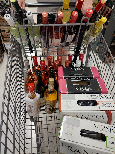 Liquor Store «Premier Group - Premium Wine & Spirits», reviews and photos, 7980 Transit Rd, Buffalo, NY 14221, USA