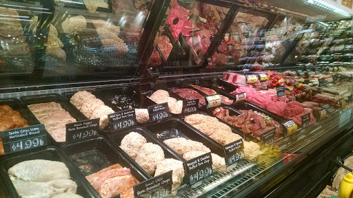 Grocery Store «Fresh Thyme Farmers Market- Bloomington IN», reviews and photos, 3600 W 3rd St, Bloomington, IN 47404, USA