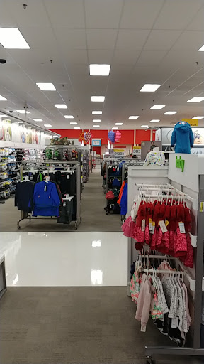 Department Store «Target», reviews and photos, 2295 SE Tualatin Valley Hwy, Hillsboro, OR 97123, USA