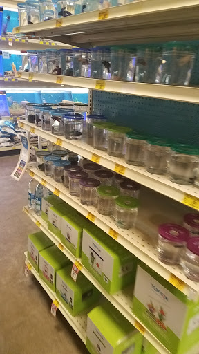 Pet Supply Store «PetSmart», reviews and photos, 3750 W Market St, Fairlawn, OH 44333, USA