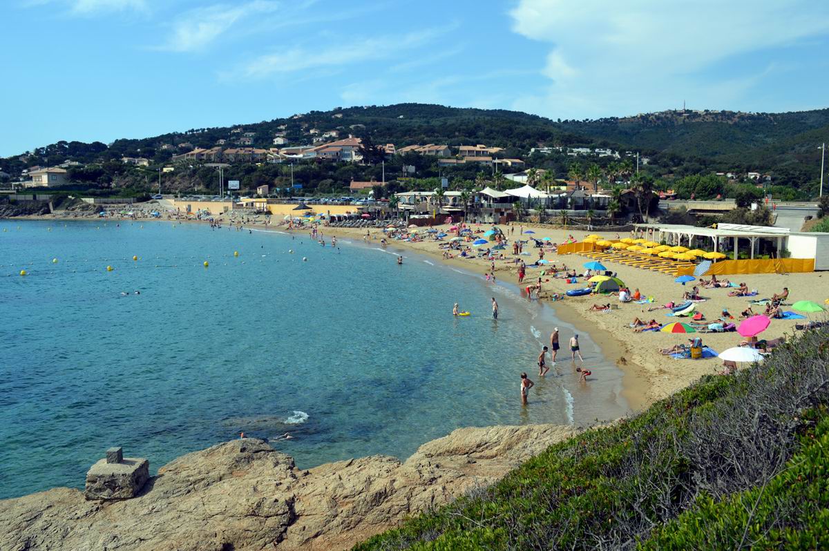 Foto di Spiaggia La Gaillarde e l'insediamento