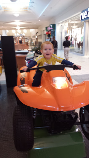 Shopping Mall «Forest Mall», reviews and photos, 835 W Johnson St, Fond du Lac, WI 54935, USA