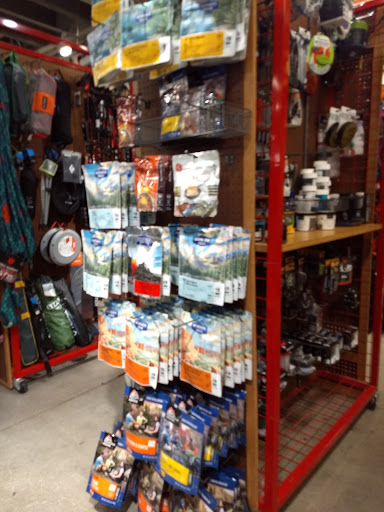 Outdoor Sports Store «Moosejaw», reviews and photos, 439 W 47th St, Kansas City, MO 64112, USA