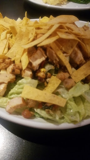 American Restaurant «Twisted Rooster», reviews and photos, 45225 Marketplace Blvd, New Baltimore, MI 48051, USA