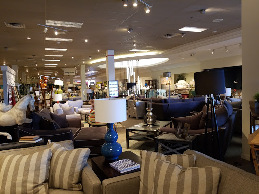 Furniture Store «Art Van Furniture - Royal Oak», reviews and photos, 32301 Woodward Ave, Royal Oak, MI 48073, USA
