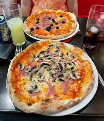 Pizza du Restaurant La Regina à Paris - n°18