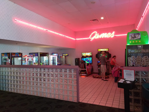 Movie Theater «Danbarry Dollar Saver», reviews and photos, 8300 Lyons Ridge Dr, Dayton, OH 45458, USA