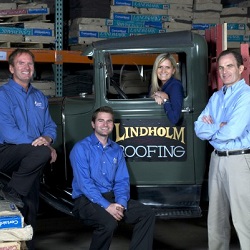 Roofing Contractor «Lindholm Roofing», reviews and photos, 3588 N Milwaukee Ave, Chicago, IL 60641, USA