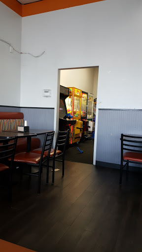 Pizza Restaurant «Round Table Pizza», reviews and photos, 1975 Main St, Watsonville, CA 95076, USA